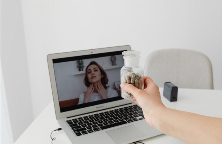 Top Benefits of Booking a Doctor on Call in Victoria, BC for Busy Professionals